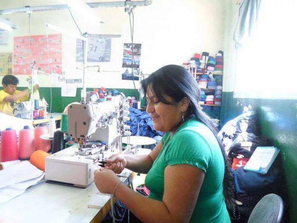 Presentan proyectos contra el trabajo esclavo en la Legislatura porte�a
