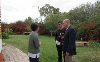 Coronel Dorrego: Reyes visit� el geri�trico municipal
