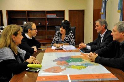 Ortiz recibi� a intendentes para avanzar en el SAME bonaerense