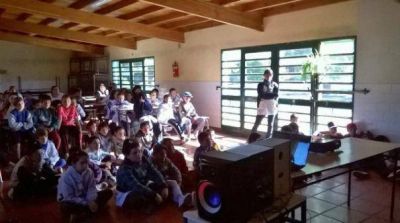 2500 alumnos participaron de las charlas educativas sobre el Dengue