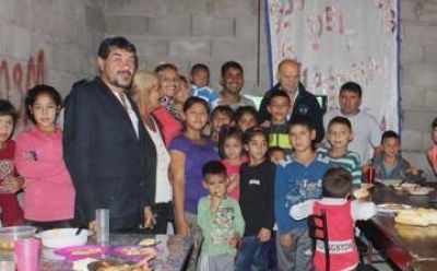 Grindetti visit� la parroquia Cristo Redentor y el barrio 10 de enero	