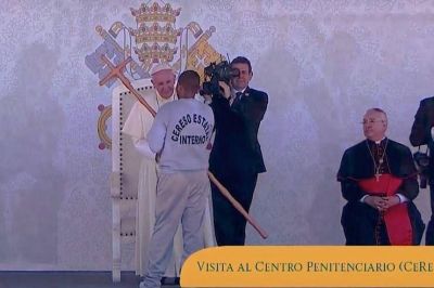 El Papa a los presos: �A Dios no le importan vuestros errores�