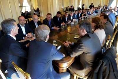 Galli particip� de la reuni�n de Macri con los intendentes