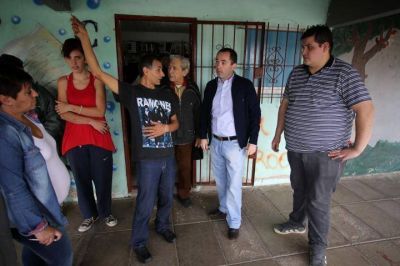 Los problemas del barrio Centenario son por �falta de voluntad pol�tica�