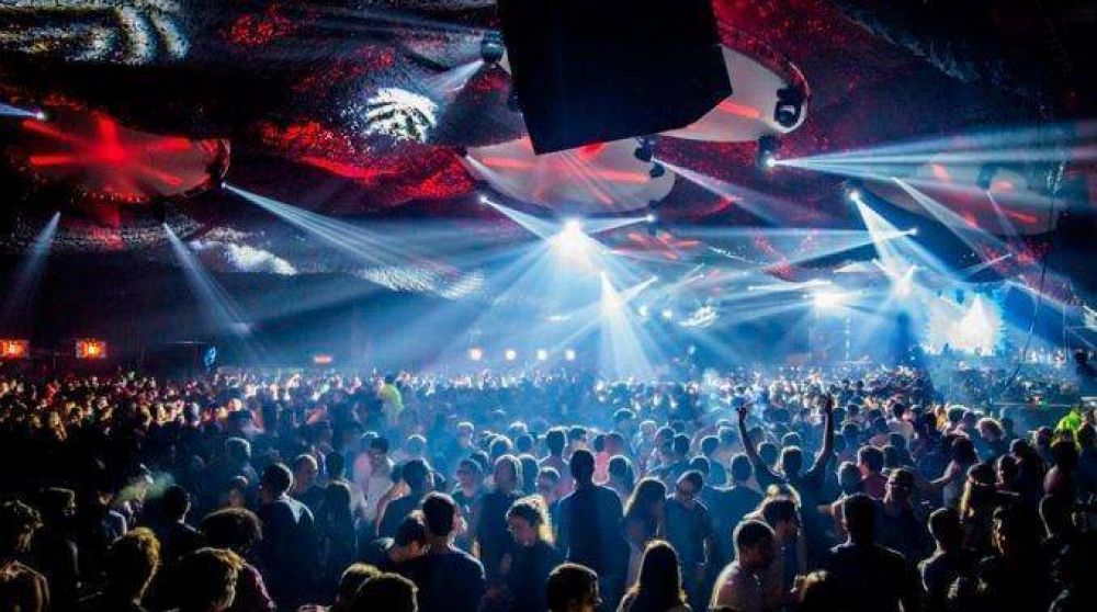 Indagaron a dos organizadores de la Time Warp y seguir�n detenidos