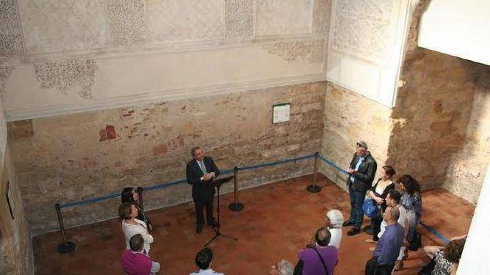 Los asistentes al IV Encuentro Internacional de Joyera visitan la Sinagoga