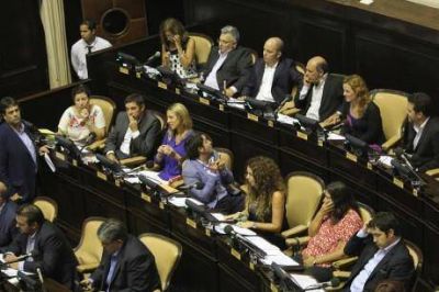El diputado del FPV, Avelino Zurro, present� proyectos relacionados con el distrito de Trenque Lauquen