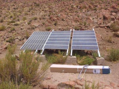 Proveen agua con una bomba a energ�a solar