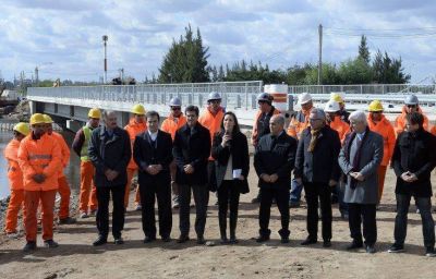 Vidal present� el Plan Hidr�ulico para la Provincia