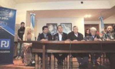 La justicia aval� la lista de unidad y Gioja ya trabaja como presidente del PJ