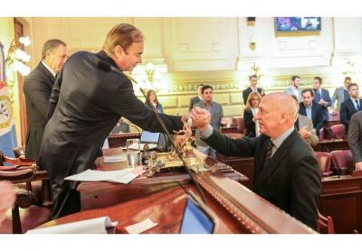 Bonfatti seguir� al frente de Diputados