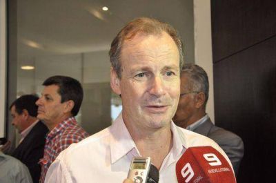 Bordet le dijo a las entidades agropecuarias que no tomar� �decisiones unilaterales� 