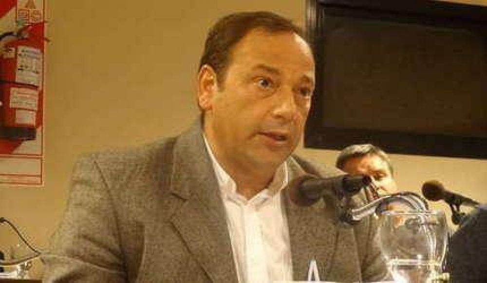 Residuos: Petruccelli pidi� conocer el proyecto de municipalizaci�n