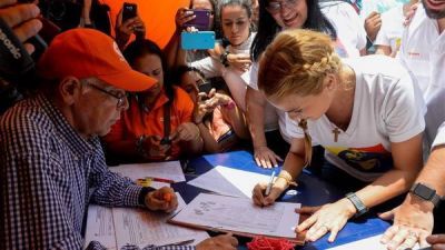 Los estatales de Venezuela trabajar�n s�lo lunes y martes para ahorrar energ�a