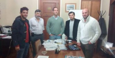 Paritarias Municipales: 5% de aumento para abril y 1000 pesos al b�sico