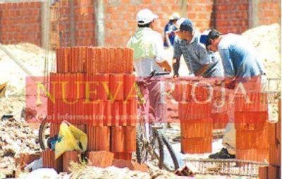 Obra p�blica: la construcci�n celebr� anuncio del Gobierno