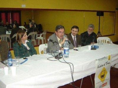 Ahora dicen que el Tren del Valle rodar� en diciembre