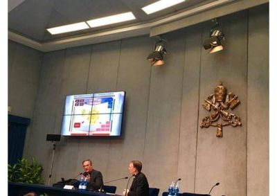 �El criterio apost�lico�, al centro de la reforma de los medios de comunicaci�n del Vaticano