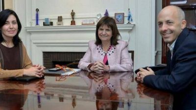 Ducot� se reuni� con Bullrich