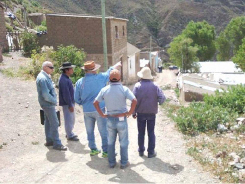 RELEVAN NECESIDADES HABITACIONALES Y DE SEGURIDAD EN CASPAL Y SANTA ANA