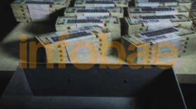 La trama detr�s de la compra de d�lares con el dinero del F�tbol para Todos