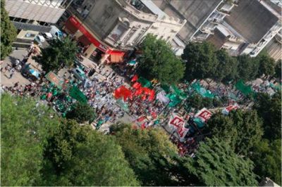 La Provincia, en emergencia: m�dicos y judiciales siguen de paro