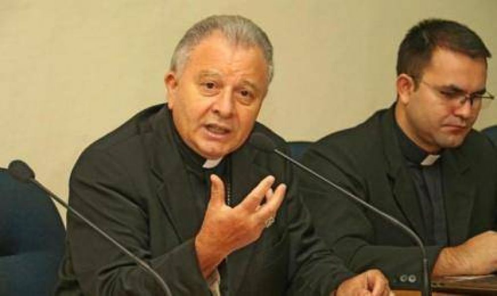 Suspenden la investigación sobre los sacerdotes argentinos refugiados en Paraguay