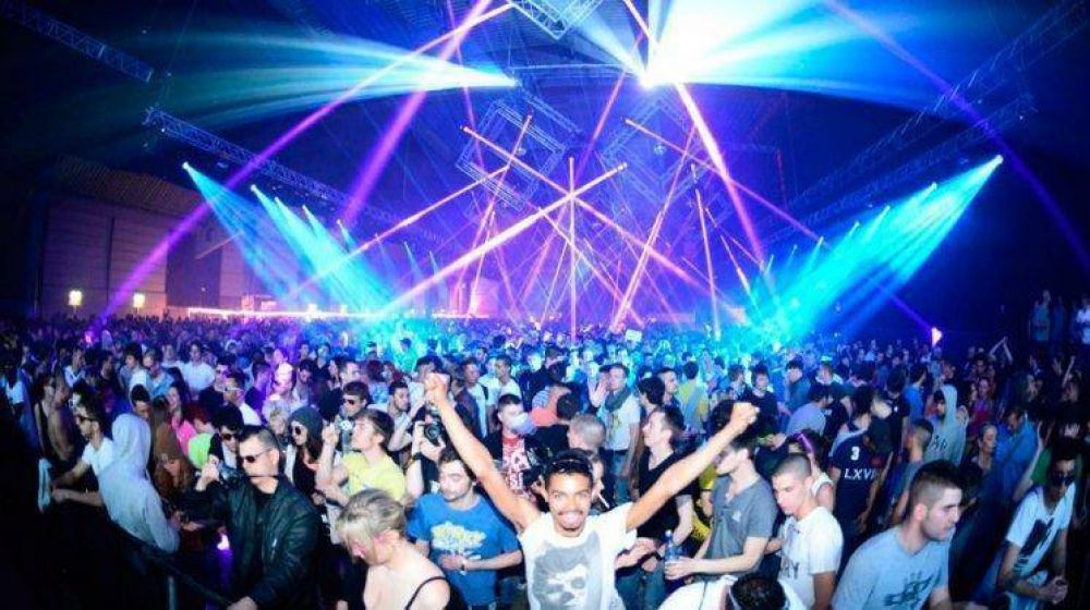 La Justicia prohibi� las fiestas nocturnas en boliches porte�os