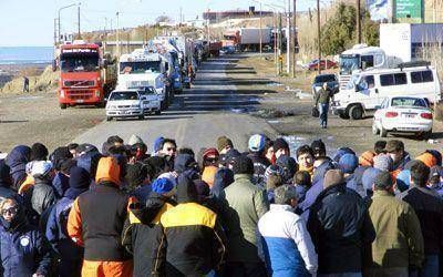 Petroleros santacruce�os flexibilizan cortes al interceder De Vido ante las operadoras