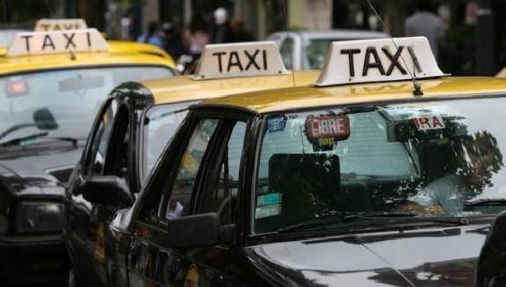 Es normal el servicio de taxis pese a las restricciones en el GNC