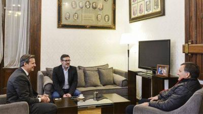Bahl muestra gesti�n con Berthet y Larrarte por el parque industrial de San Salvado
