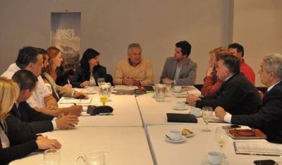 San Juan, presente en el primer encuentro del a�o del Ente Cuyo Turismo
