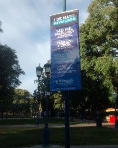 El peronismo denunci� despidos y el FIT no estar� en el discurso