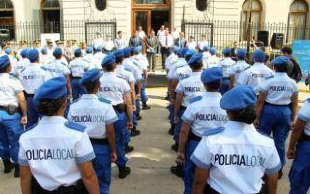 Inauguran la Academia de la Polic�a Local en Baradero