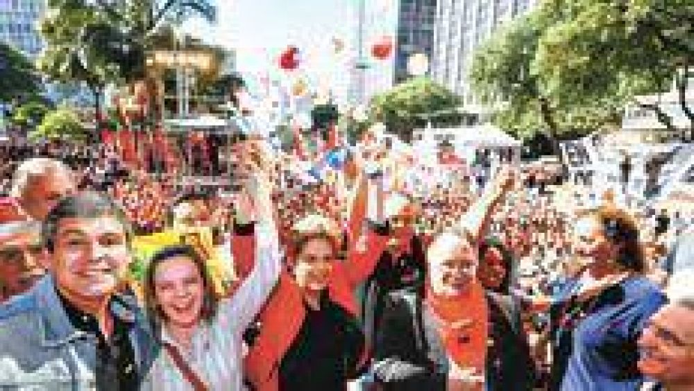 Dilma resiste y anuncia medidas populares