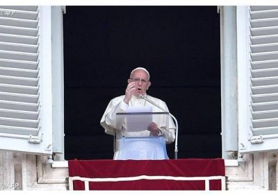 Papa: nuevo apremiante llamamiento por la paz en Siria. Y nunca tolerar abusos contra menores