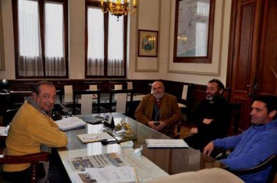 S�nchez se reuni� con la Sociedad de Fomento de Reta