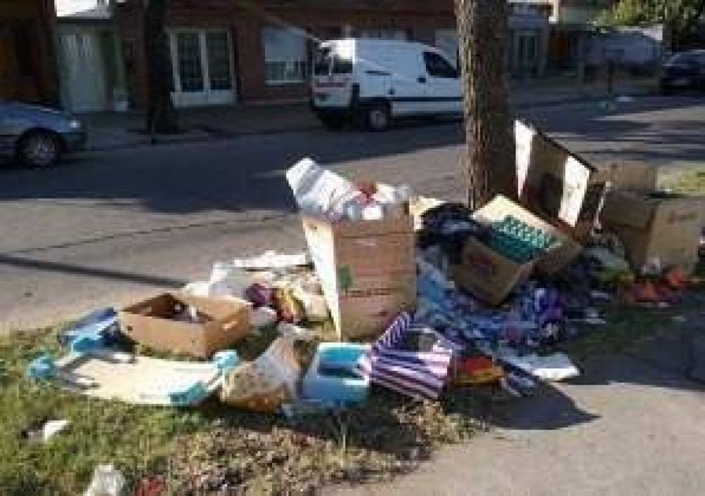 Instan a respetar la normativa en materia de mont�culos en la calle