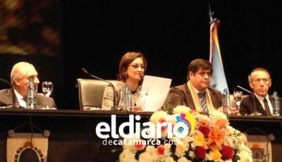 Siga los anuncios de Lucia Corpacci