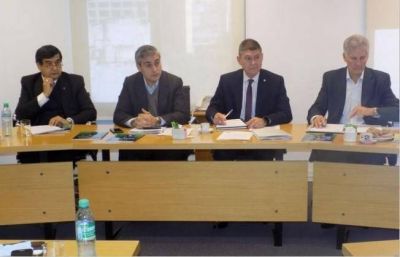 Analizan la implementaci�n de energ�a renovable