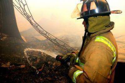 El gobierno ayudar� a que no se pierdan puestos de trabajo tras el incendio
