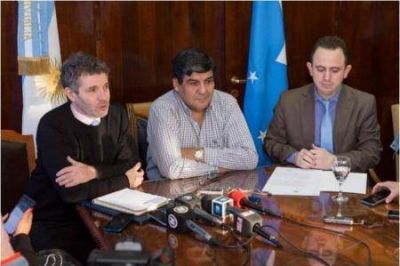Gorbacz confirm� aumento salarial de $2500