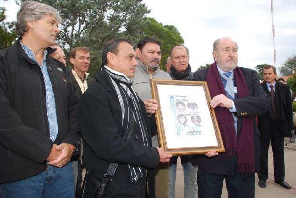 Verna homenaje a las vctimas del Crucero General Belgrano en Teln