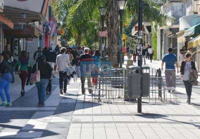 Por cuarto mes consecutivo cayeron las ventas minoristas