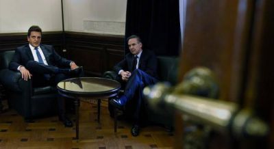 Massa confirm� que votar� a favor de la ley antidespidos, tras reunirse con Pichetto
