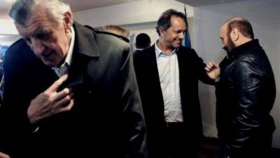 Insfr�n en acto de proclamaci�n de la nueva conducci�n del PJ nacional