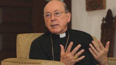 Cardenal Cipriani discrepa con comunicado de un grupo de obispos peruanos