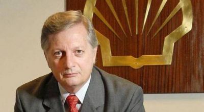 Al Gobierno se le queman los papeles para explicar la nueva suba de los combustibles