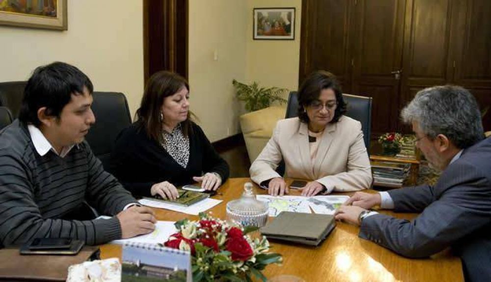 Los docentes de zona de frontera se podr�n jubilar con el 82% y 25 a�os de servicio