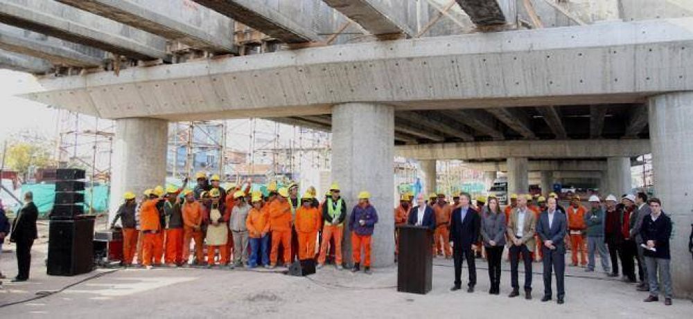 Macri, Larreta y Vidal recorrieron las obras de Puente La Noria